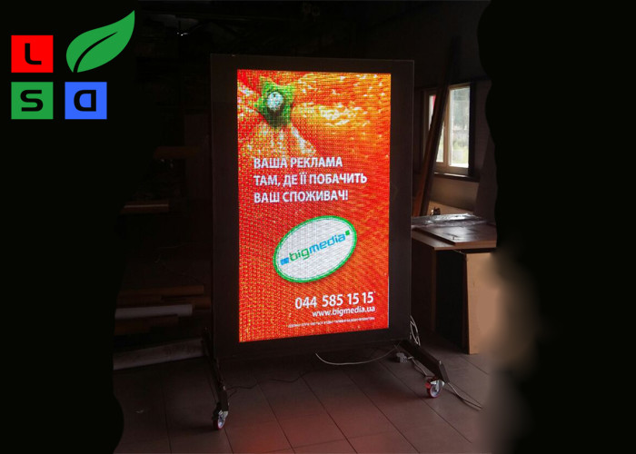 SMD2525 P4 Full Color LED Screen Sign DC5V With 3G Remote Control LED ...